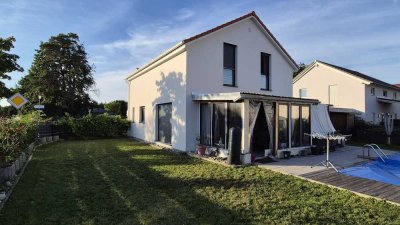Familienfreundliches Einfamilienhaus, Garten, Pool - Ohne Makler