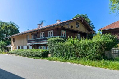 Ascholding: Dorf-Idylle in einem denkmalgeschützten Bauernhaus