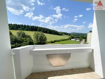 Gemütliche 3-Raum-Wohnung mit Balkon in Lößnitz
