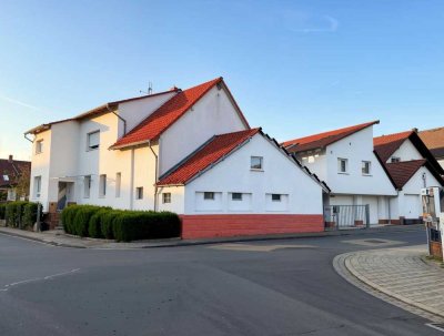 Zwei Gebäude (Altbau & Neubau) mit jeweils einer Wohneinheit in ruhiger Lage