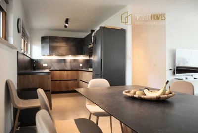 Geschmackvoll renovierte  3-Zimmer-Wohnung mit Zusatzraum in Stuttgart-Weilimdorf