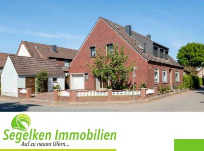 Wunderschönes Eckgrundstück mit einem Ein- bis Zweifamilienhaus und großem Garten