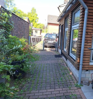 Hälfte eines Grafschafterhauses mit Charme