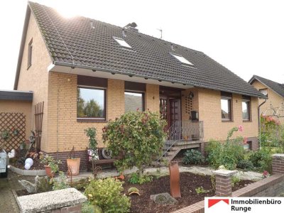 Gepflegtes Einfamilienhaus mit Einliegerwohnung und Vollkeller in ruhiger Wohnlage von Lindhorst