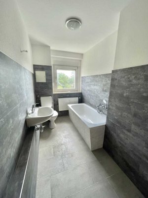 Frisch sanierte 4-Raum-Wohnung