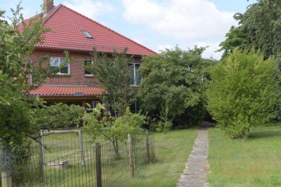 Modernisiertes Bauernhaus ( Resthof) mit 6 Wohnungen!  In idyllischer Ortsrandlage von Rätzlingen