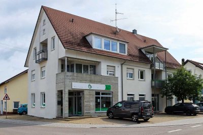 Zentral • Gepflegt • Einziehen und wohlfühlen, attraktive Wohnung mit Balkon und Garage