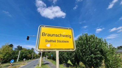 Keine Anrufe - nur schriftliche Anfragen - 2 Zimmer - Balkon -  Tiefgarage - HW 9 Whg. 10