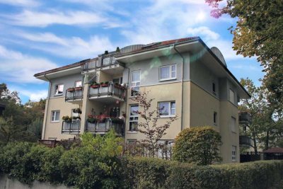 Helle 2-Zimmer-Wohnung mit Balkon und Einbauküche in Heinrich-Zille-Straße, Stahnsdorf