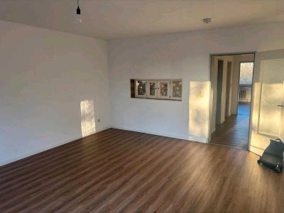 Helle 3-Zimmer Wohnung im 2. OG in München-Bogenhausen
