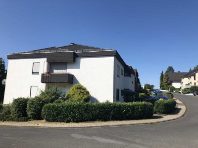 Ansprechende 2-Raum-Erdgeschosswohnung mit EBK und Balkon in Ehlscheid