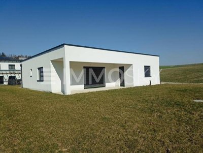 Bungalow ERSTVERKAUF samt Gewährleistung - mit Doppelgarage