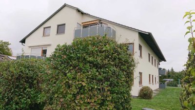 Provisionsfrei! große Dachgeschosswohnung mit Balkon