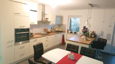 Exklusive, gepflegte 3-Raum-EG-Wohnung mit gehobener Innenausstattung mit Einbauküche in Brühl