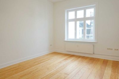 Helle 3-Zimmer-Altbauwohnung mitten im Zentrum der Lübecker Innenstadt