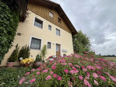 +++ Ihr neues Zuhause: Gemütliche 4-Zimmer-Wohnung mit Charme in Niederbergkirchen +++