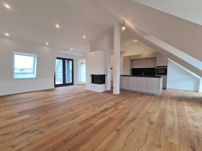 Luxuriös • Neu • Dachterrasse • Zentrale Lage