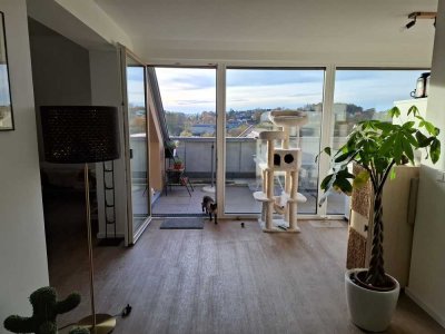 Helle 2,5-Zimmer Wohnung möbliert, nur für Frauen Zwischenmiete