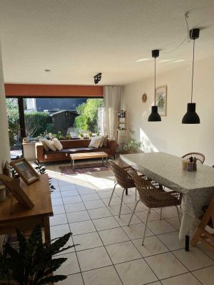 Möbliertes Einfamilienhaus mit Garten - ideal für Familien & Expats