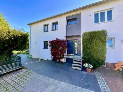 Miete?, Mietkauf?, Kauf? Gepflegte 4-Zimmer DHH in zentraler Lage von Großburgwedel