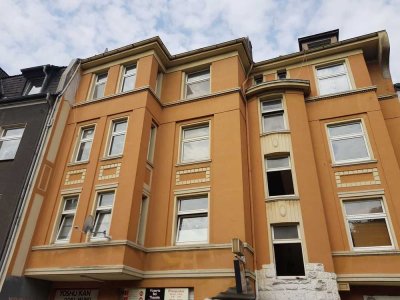 gut geschnitten Altbauwohnung in zentraler Lage