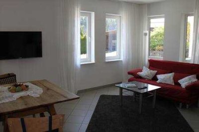 Schöne und gepflegte Erdgeschosswohnung mit gehobener Innenausstattung in Wildensee