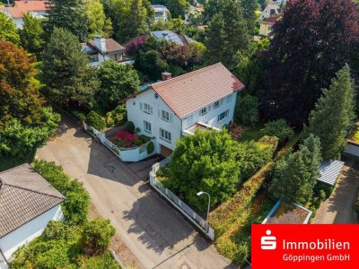 Einmalige Gelegenheit: großzügiges EFH mit Entwicklungspotenzial in Bestlage von Göppingen