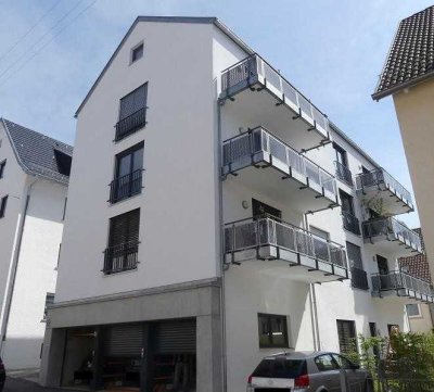 Göppingen: Großzügig geschnittene 2-Zimmer Wohnung in ruhiger Lage