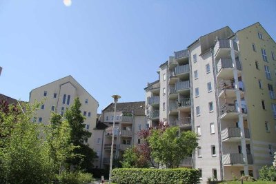 sonnige 1 Zimmer Wohnung mit Singleküche, Balkon und Aufzug