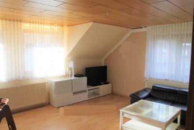 Ruhig gelegene Wohnung mit Einbauküche, großer Terrasse etc.! - Anfragen über das Kontaktformular!