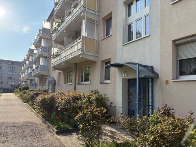 Sanierungs-Chance in ruhiger Wohnlage: 3-Zimmer-Wohnung in Berlin-Pankow