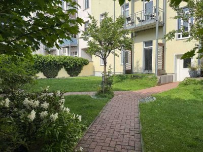 Grüne Perle in Stadtfeld Ost 3-Raum_Wohnung mit Einbauküche und Sonnenterrasse