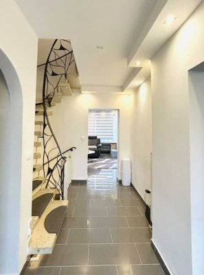 HA-Emst! Attraktives Reihenmittelhaus Nähe Marktplatz!