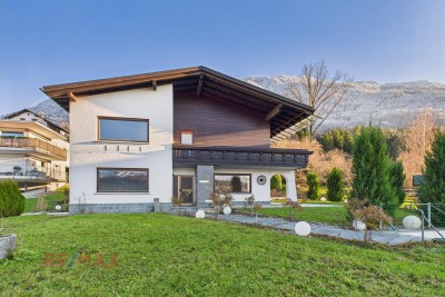 Panoramablick inklusive – Zweifamilienhaus mit Potenzial für Ihre Ideen