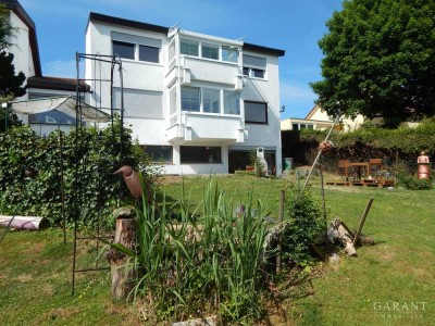 Einfamilienhaus mit vielen Extras in exzellenter Aussichtslage