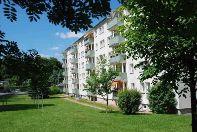 Balkonwohnung mit Tageslichtbad in attraktiver Wohnlage