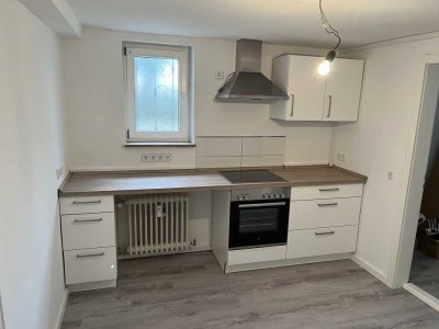Helle 3-Zimmer Gartenwohnung mit Terrasse in Karlsruhe-Grünwettersbach. Erstbezug nach Renovierung.