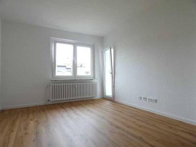 Moderne 2-Zimmer-EG-Wohnung mit Balkon in Dümpten - Erstbezug nach Sanierung!