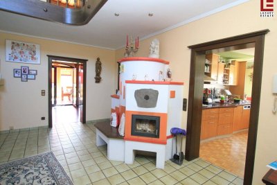 2-Familienhaus in Klagenfurt Land mit Wintergarten &amp; Pool