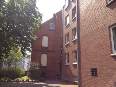 großzügige und renovierte 3-Zimmerwohnung mit Balkon in Hannover - Hainholz