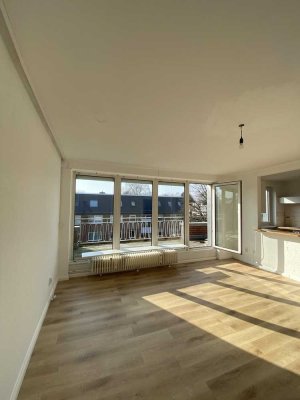 2 Zimmer Wohnung mit großem Südbalkon nahe Albertinen Krankenhaus