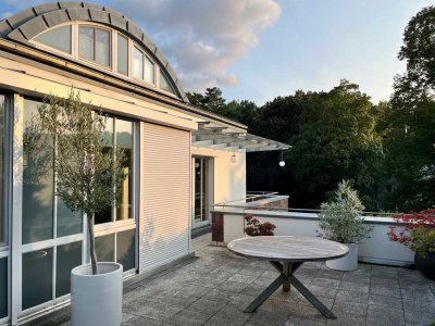 Penthouse mit Dachterrasse und Blick in den Seelhorster Wald