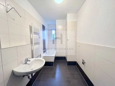 2-Zimmer mit Terrasse und Stellplatz