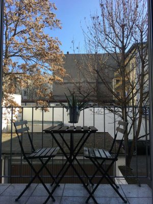 Schöne helle Wohnung mit Balkon in den Quadraten!