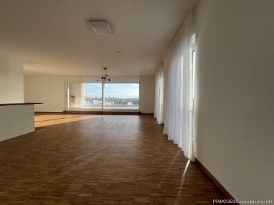 Design trifft Komfort – Lichtdurchflutete Wohnung mit großer Terrasse!