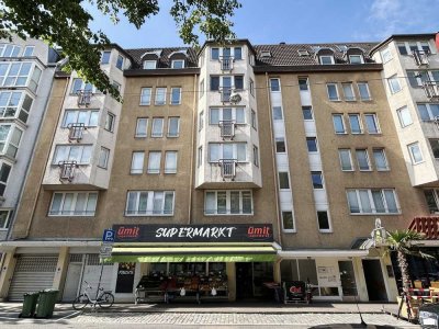 Gut gescchnittene 2 ZKB mit Balkon, TG Stellplatz ud Aufzug in zentraler Lage der Weststadt