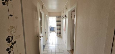 Solides Zweifamilienhaus in Hochlage