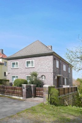 Vorderer Westen/ Nähe ICE- Bahnhof: Großzügige, gepflegte Villa in ruhiger Lage