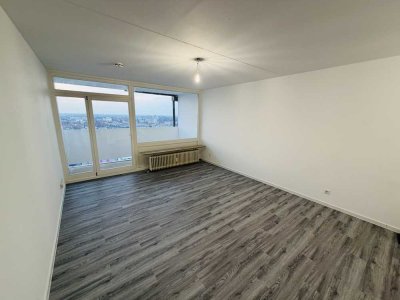 Frisch renoviertes Apartment im Olympia-Enkaufszentrum, ohne Provision