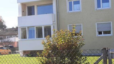 2-Zimmer-Wohnung mit verglasten Balkon